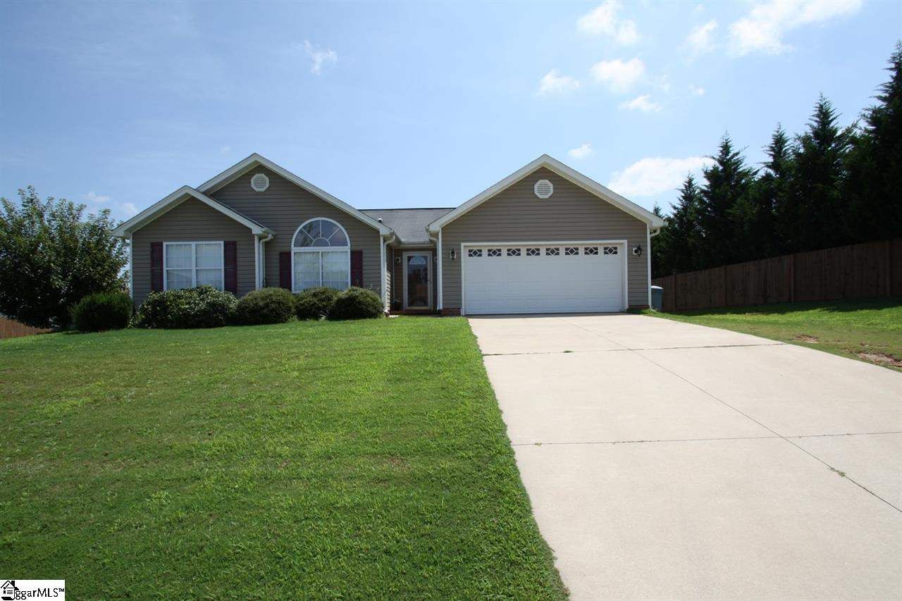 Property image 1 at 124 Cotton Hill Lane, Greer, SC 29651