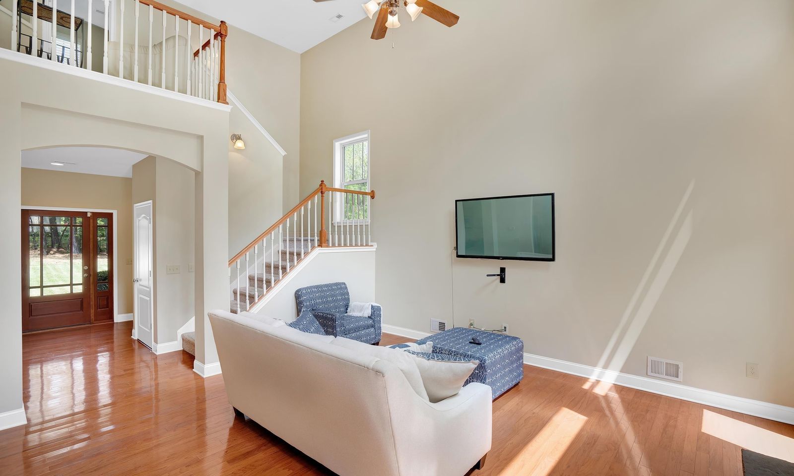 Property image 4 at 243 Holly Tree Circle, Duncan, SC 29334