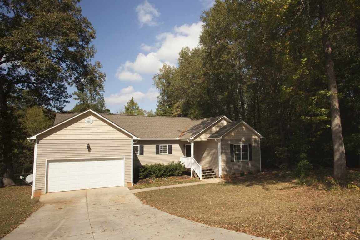 Property image 1 at 107 Canterbury Road, Pendleton, SC 29670-9403