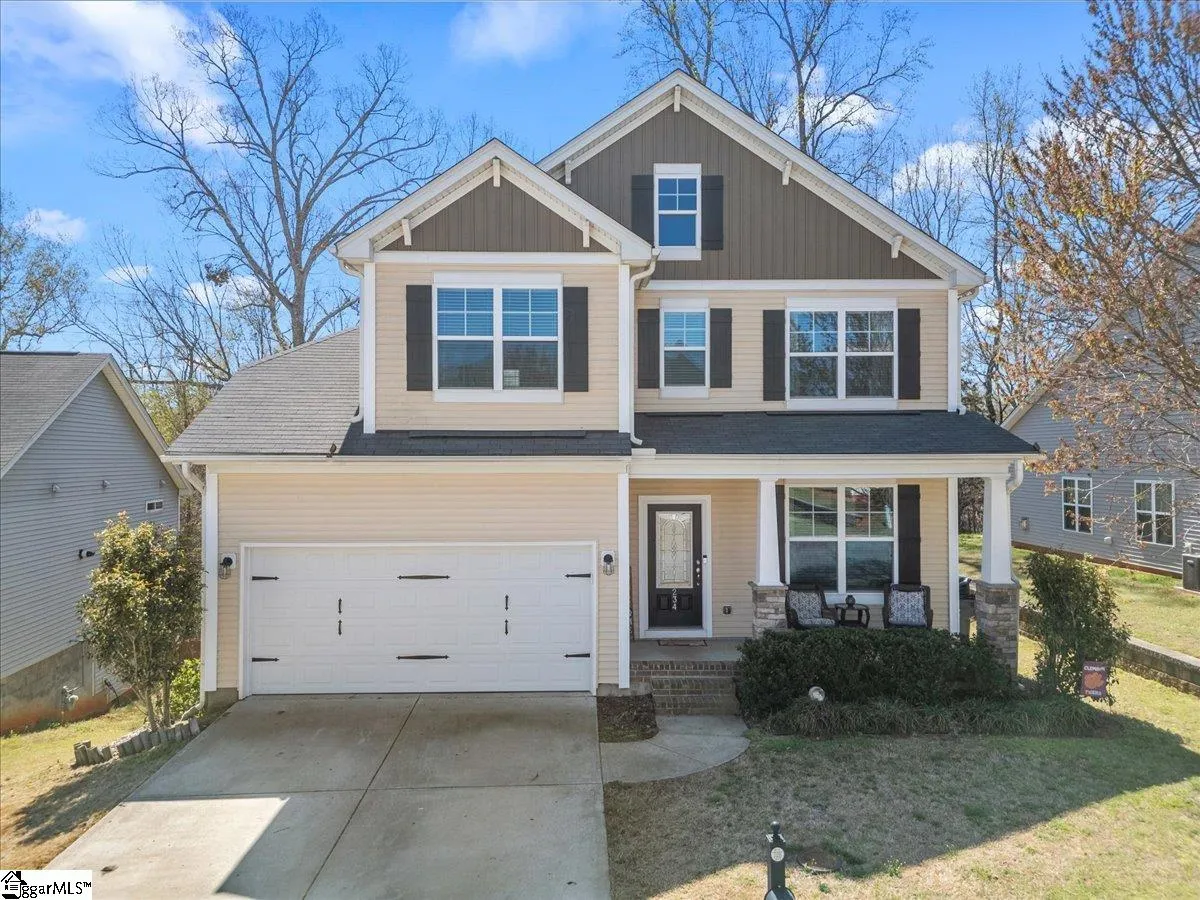 Fairview Chase, Simpsonville Community