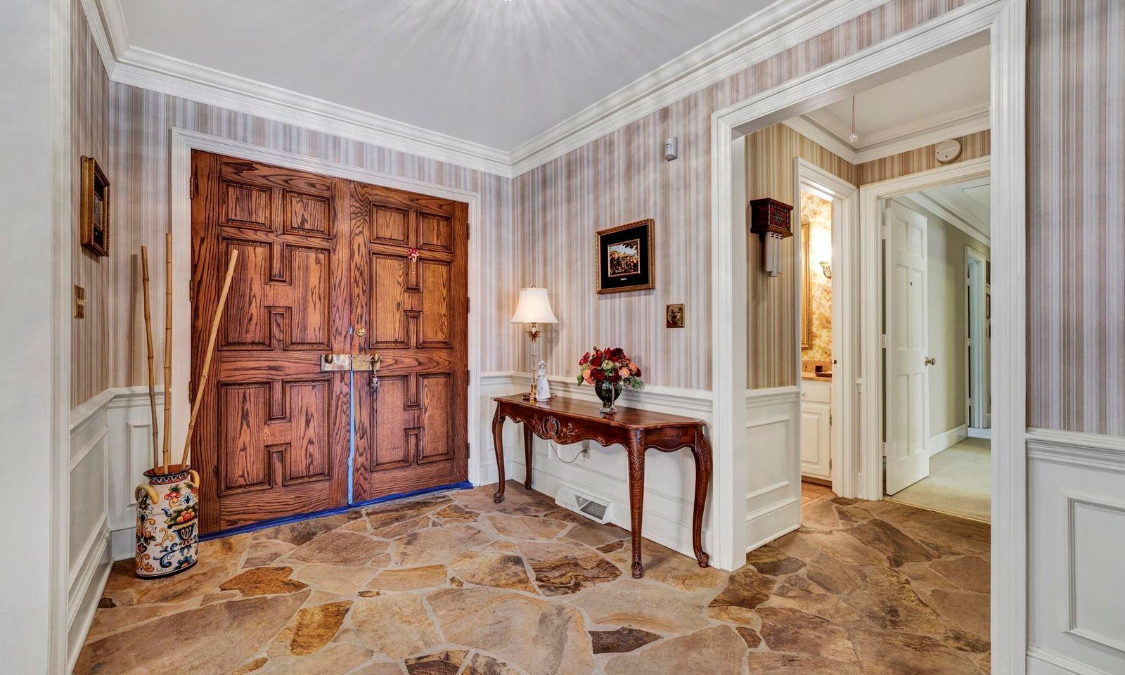 Property image 3 at 102 Graystone Road, Greenville, SC 29615