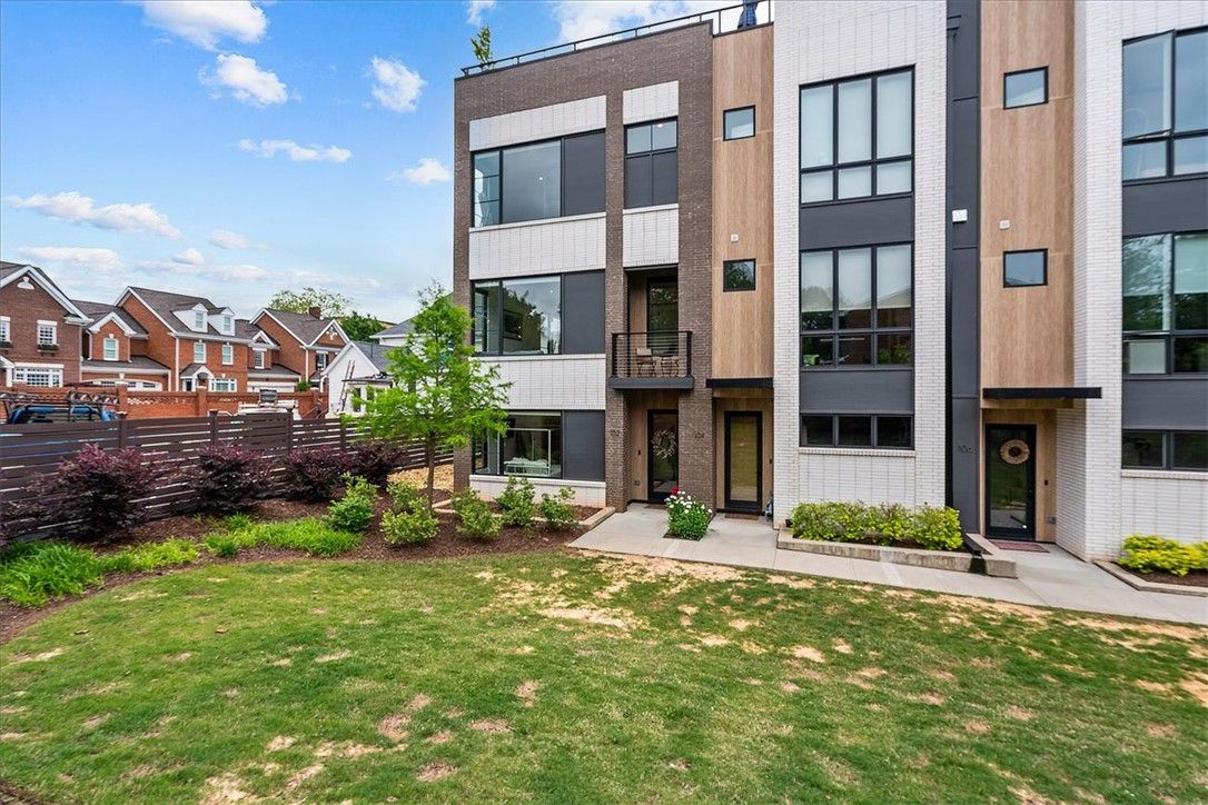 Property image 3 at 102 Noma Terrace Way, Greenville, SC 29601