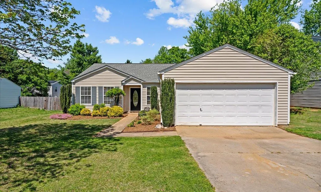105 Tripmont Court