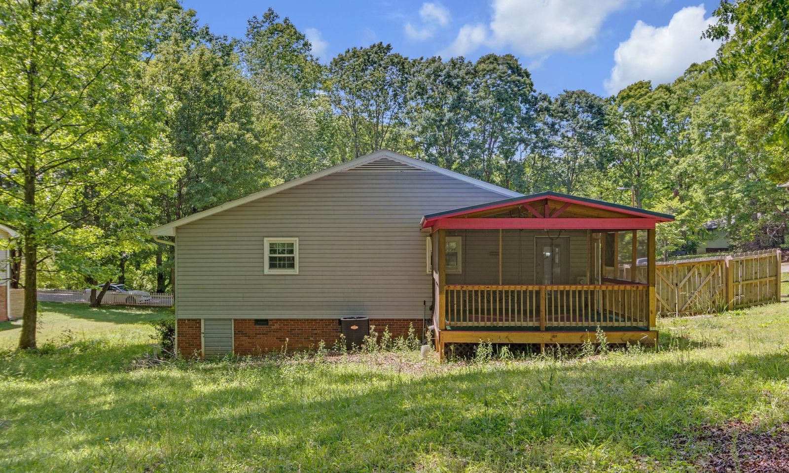 Property image 5 at 5 Parapet Drive, Wellford, SC 29385-9483