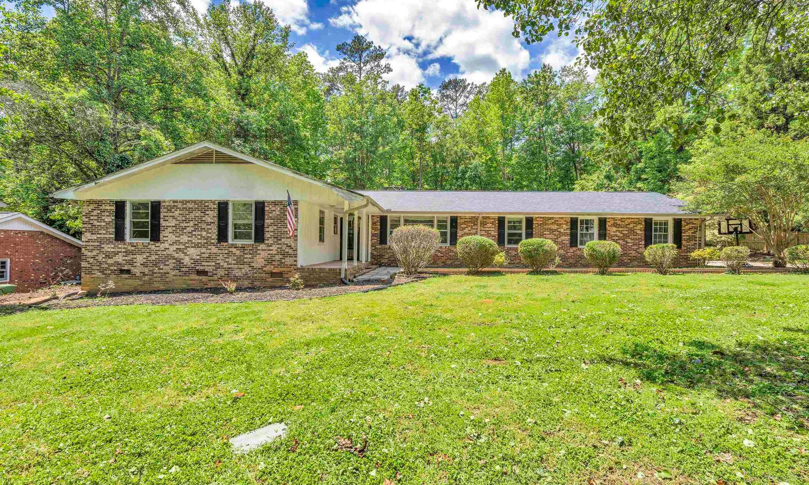 Main image of property at 108 Kingsley Drive, Mauldin, SC 29662