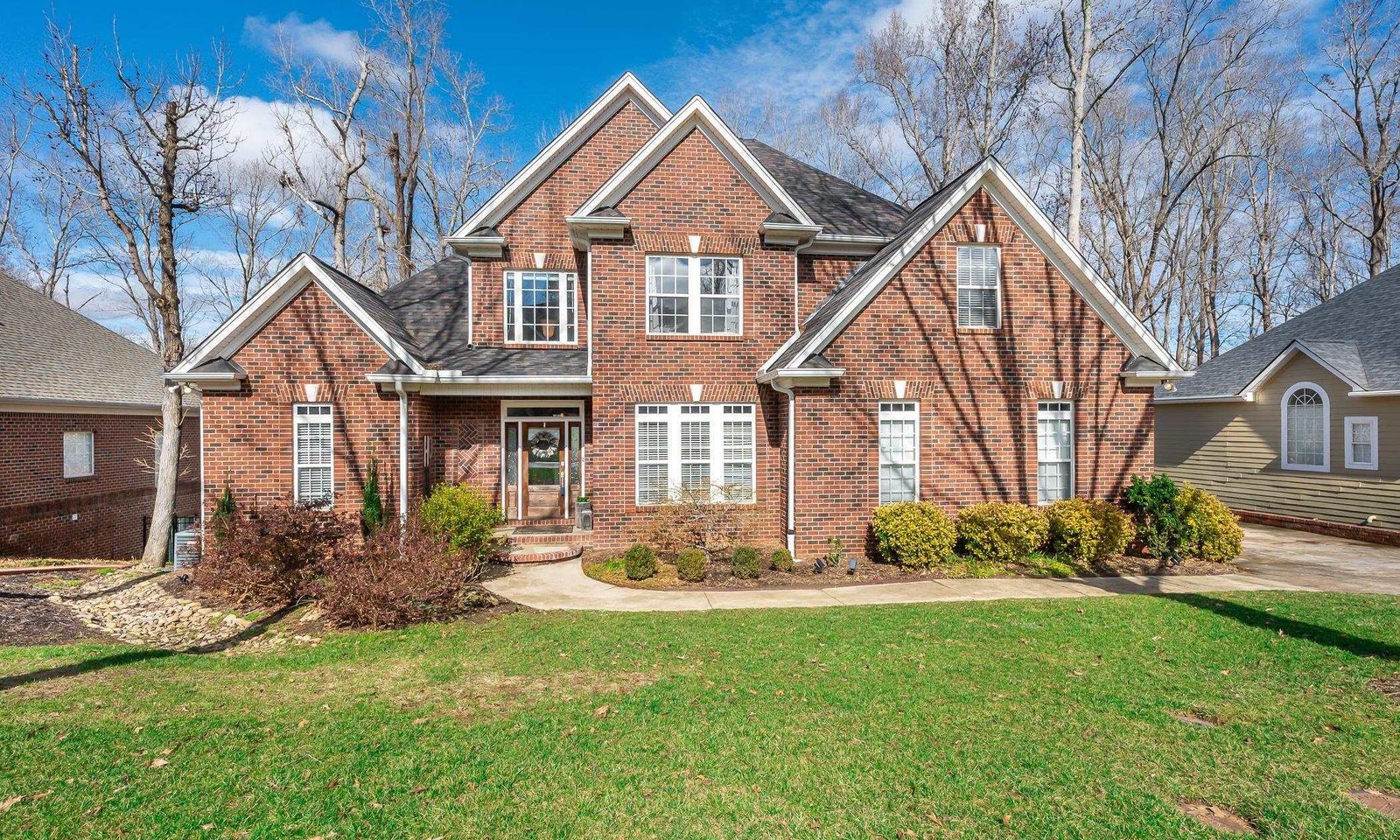 Main image of property at 11 Habersham Court, Simpsonville, SC 29681