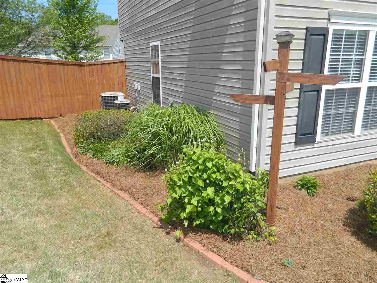Property image 4 at 19 Watch Hill Court, Greenville, SC 29607