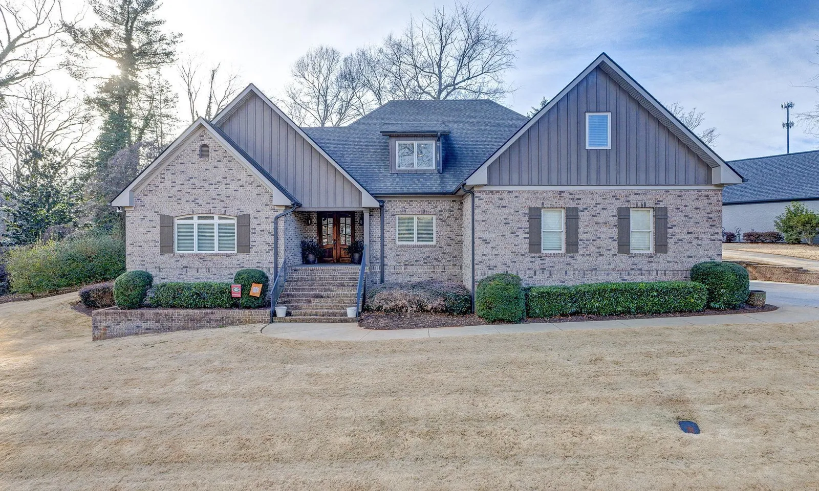 Avondale West, Greenville Community