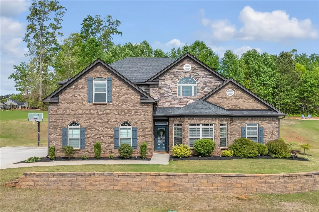 James Lake, Easley Community