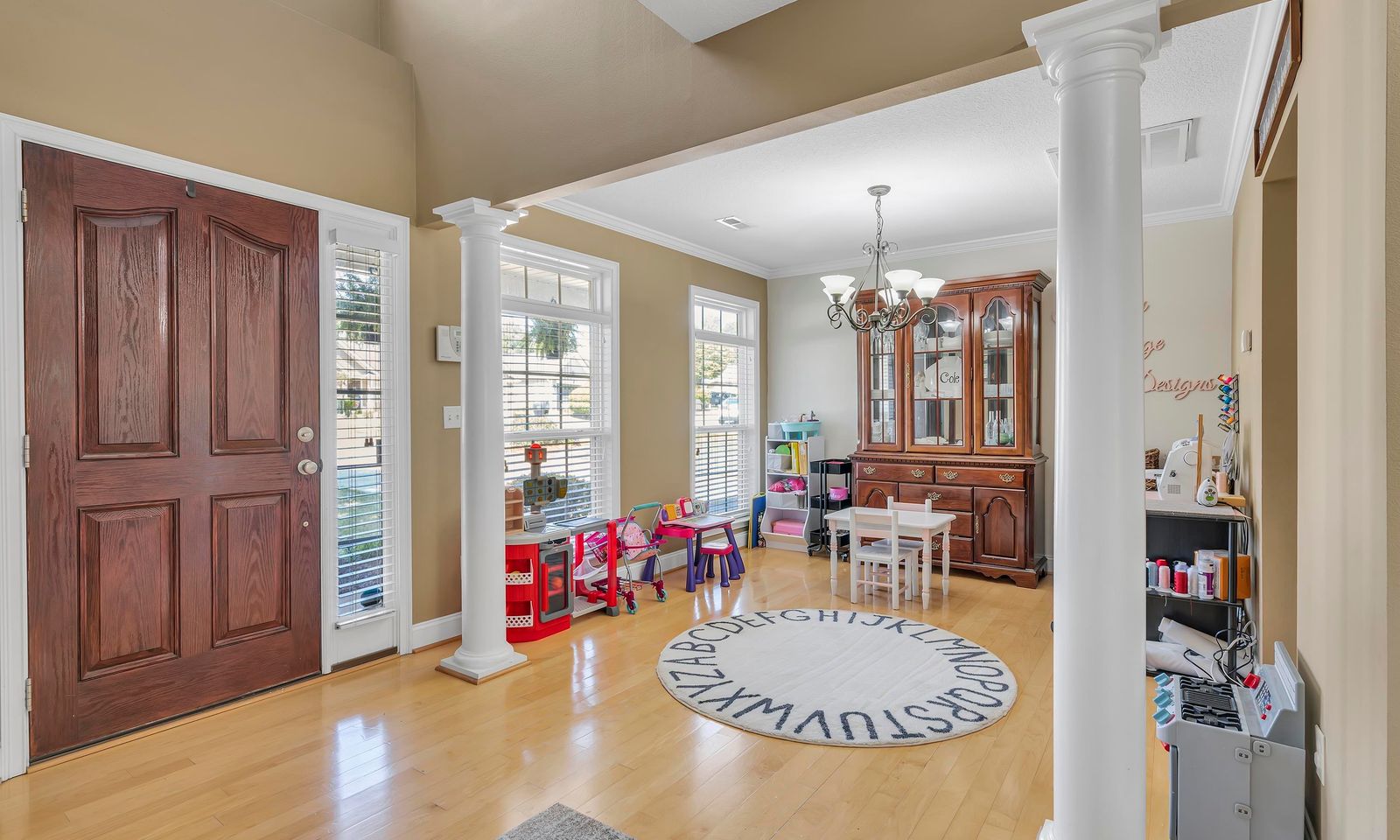 Property image 3 at 15 Southern Height Drive, Greenville, SC 29607