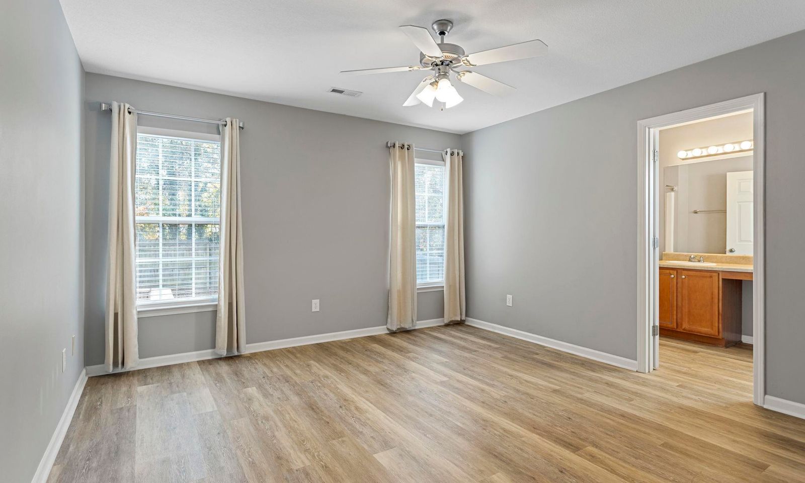 Property image 5 at 8 Jessica Way, Greer, SC 29651