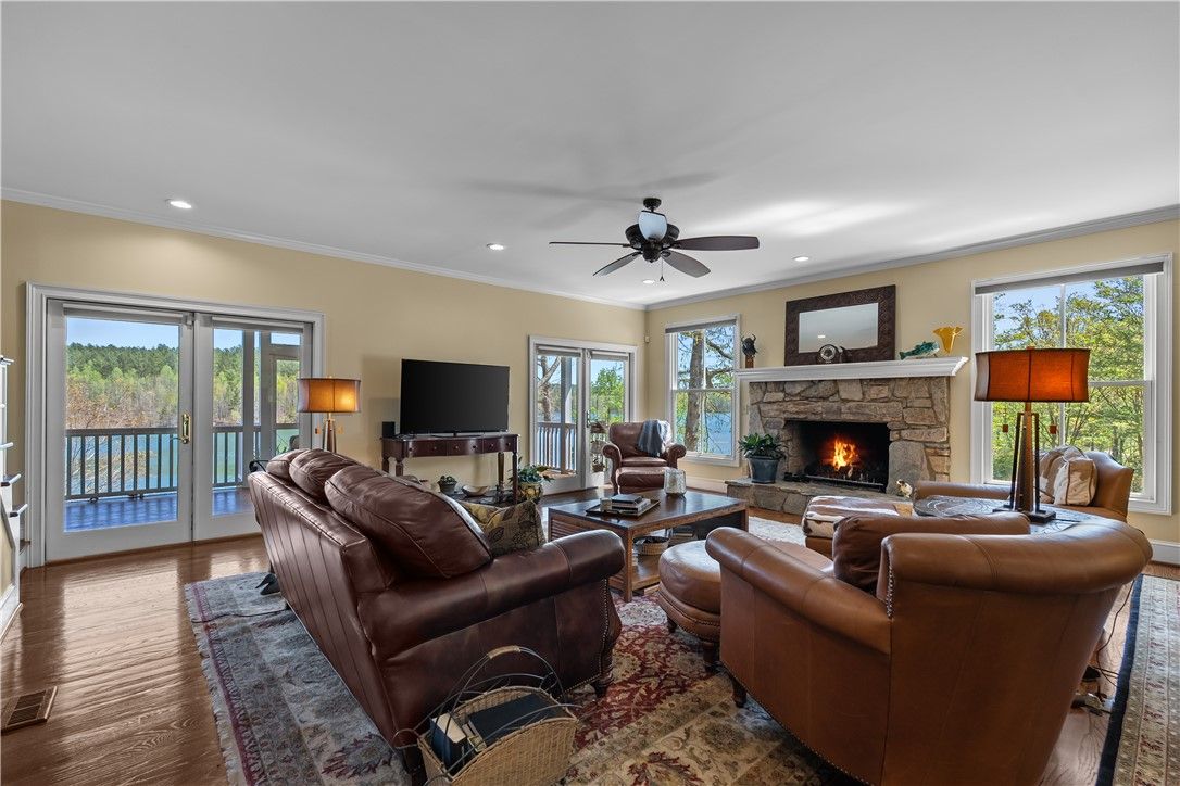 Property image 3 at 1274 Mooring Line Drive, Seneca, SC 29672
