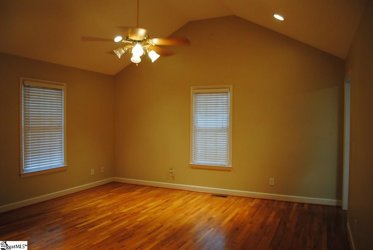 Property image 4 at 34 Raynes Court, Taylors, SC 29687
