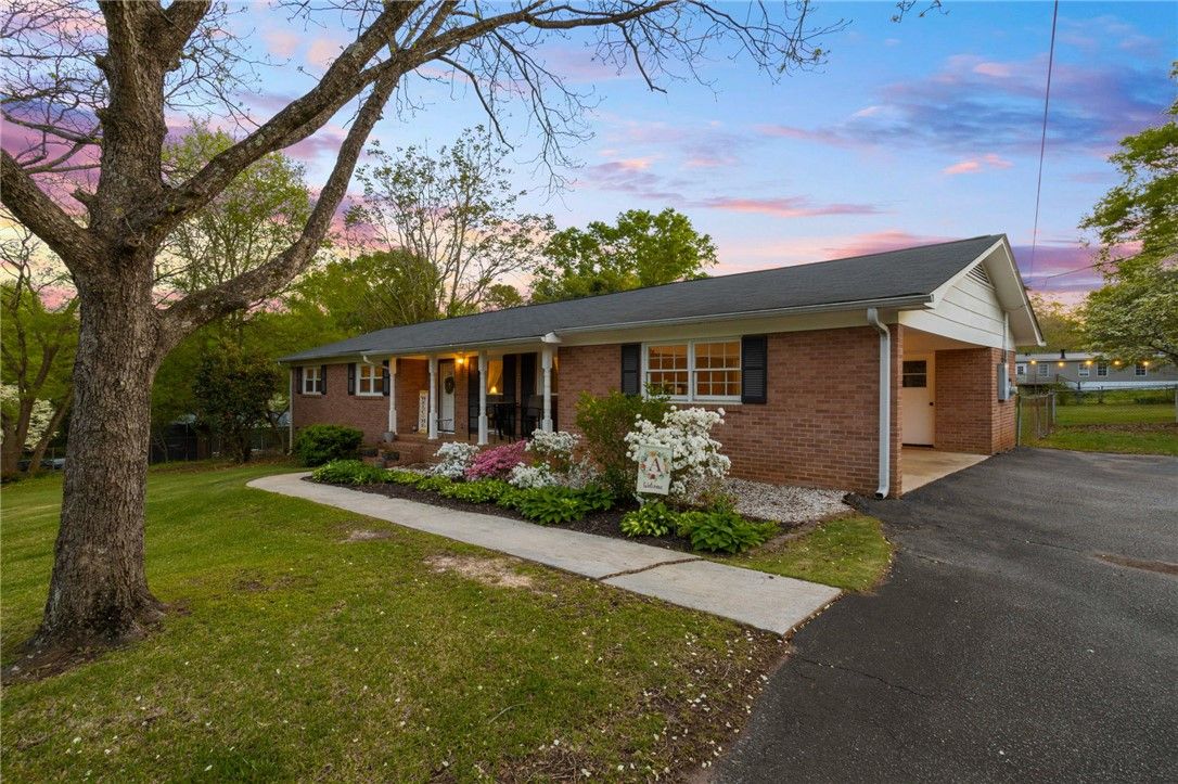 Property image 2 at 26 PINE RIDGE Drive, Greenville, SC 29605