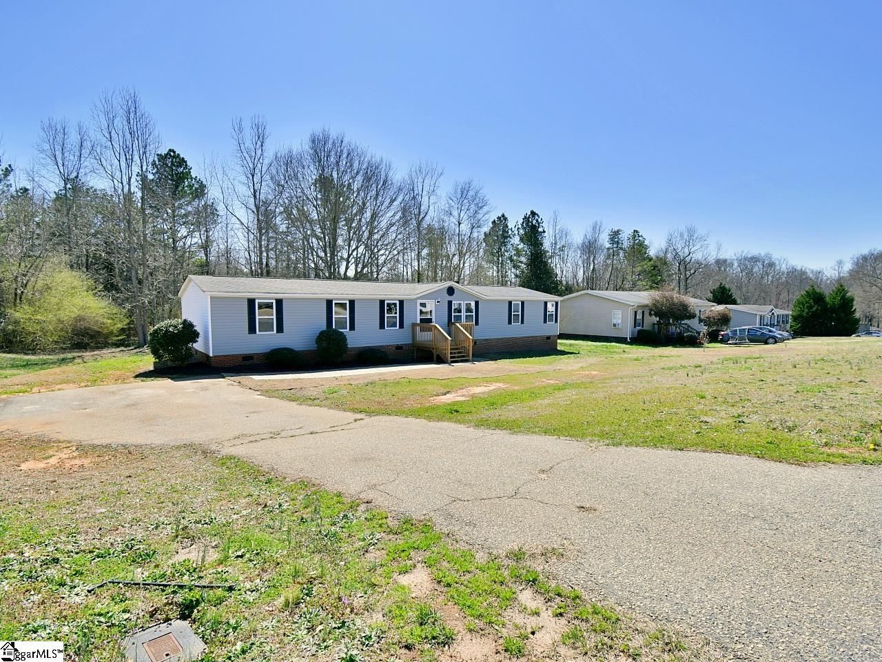 Property image 2 at 7 Barnhart Lane, Fountain Inn, SC 29644