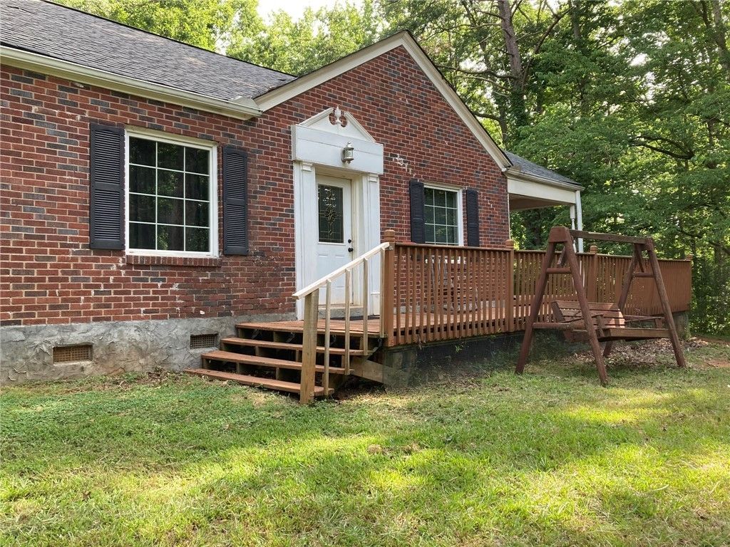 Main image of property at 391 Friendship Valley Road, Seneca, SC 29678