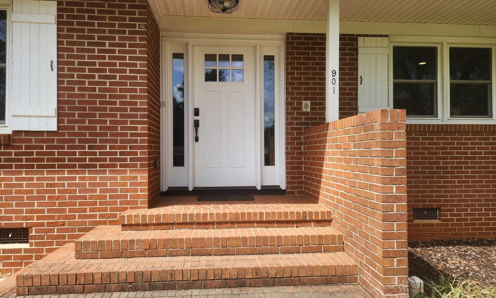 Property image 3 at 901 Hopkins Avenue, Pendleton, SC 29670
