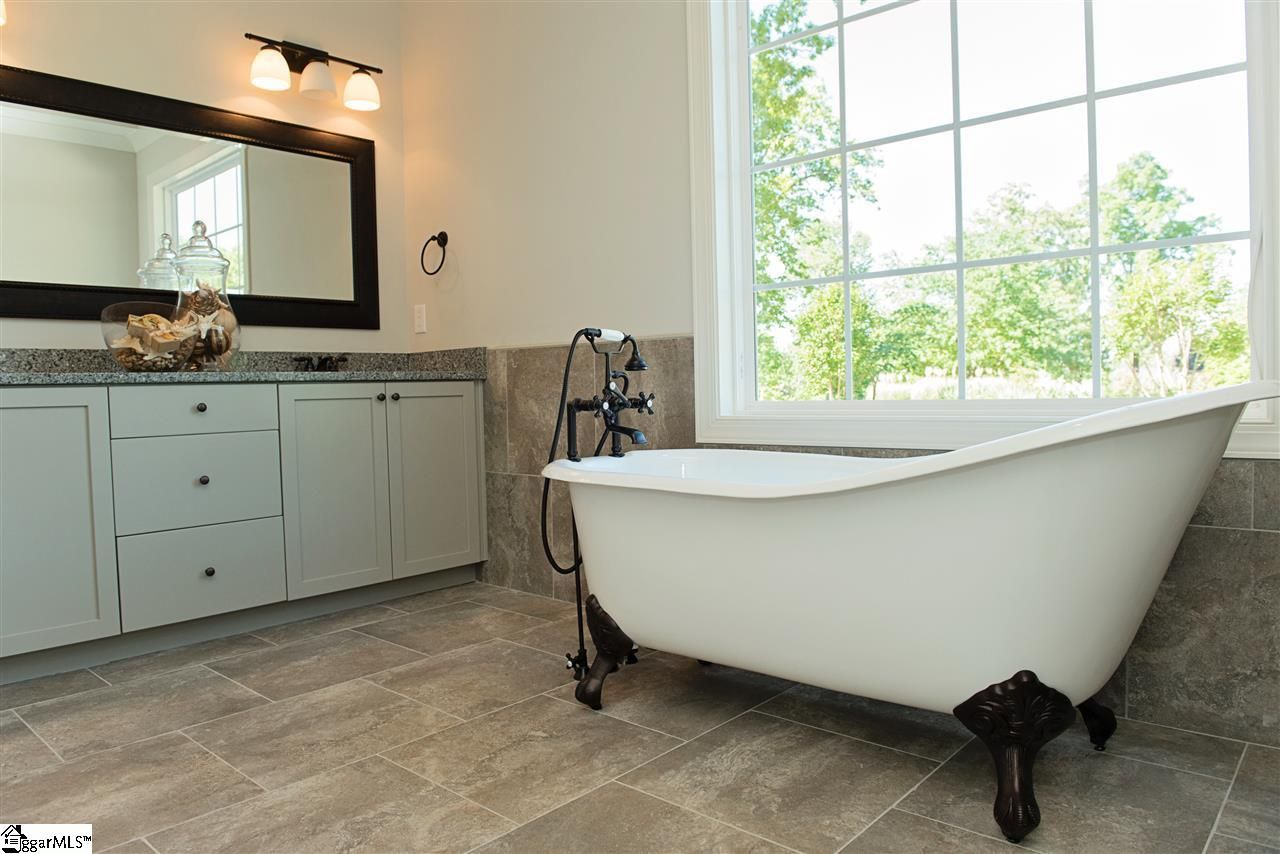 Property image 5 at 3 King Eider Way, Taylors, SC 29687