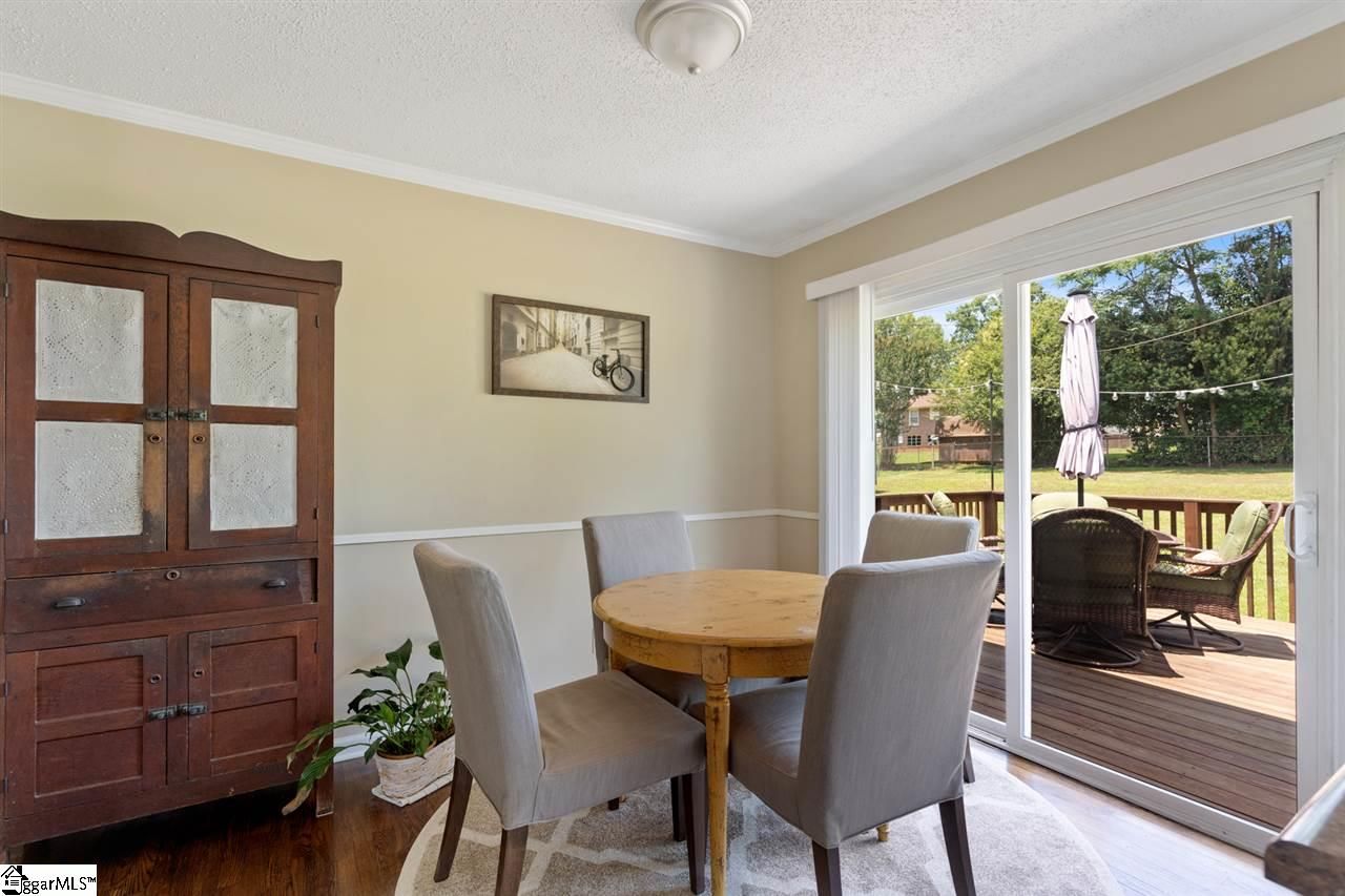 Property image 5 at 2 Yeoman Street, Greenville, SC 29605