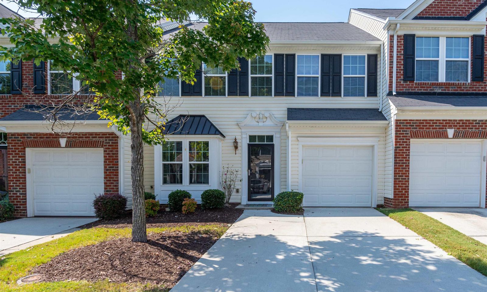 Property image 2 at 410 Cedar Pines Drive, Greenville, SC 29615
