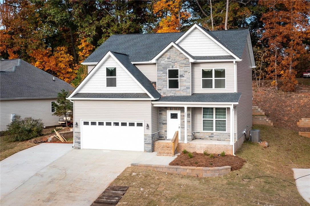 Property image 3 at 111 Falcons Landing, Anderson, SC 29625