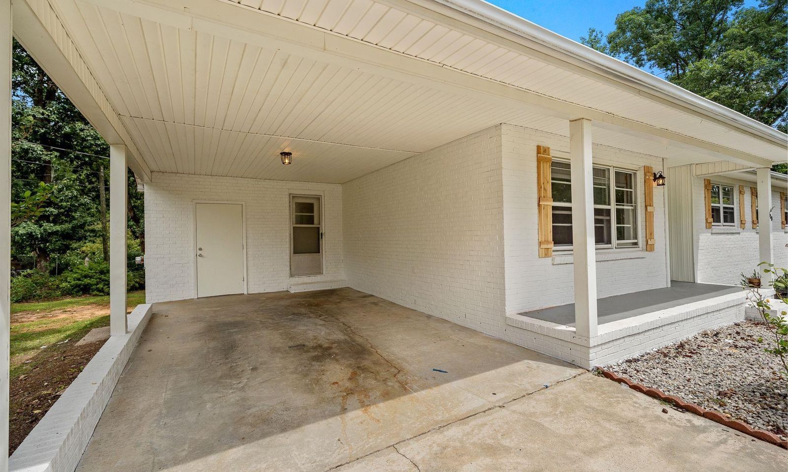 Property image 4 at 100 Swinton Drive, Greenville, SC 29607