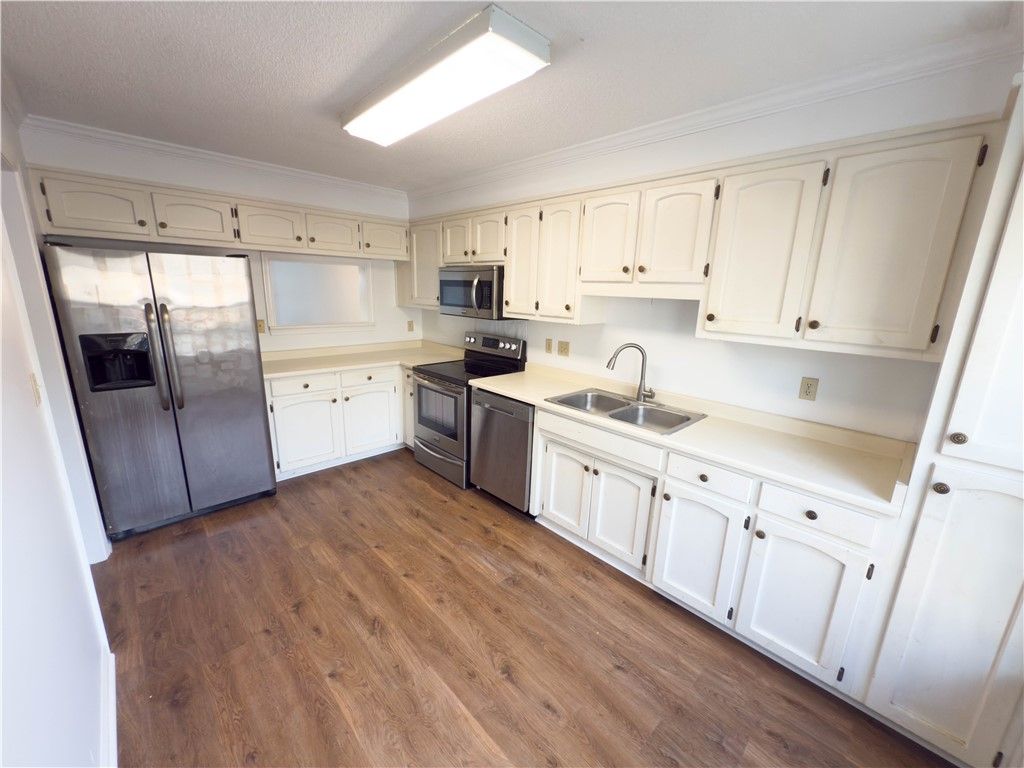 Property image 3 at 16 Somersett Drive, Spartanburg, SC 29301