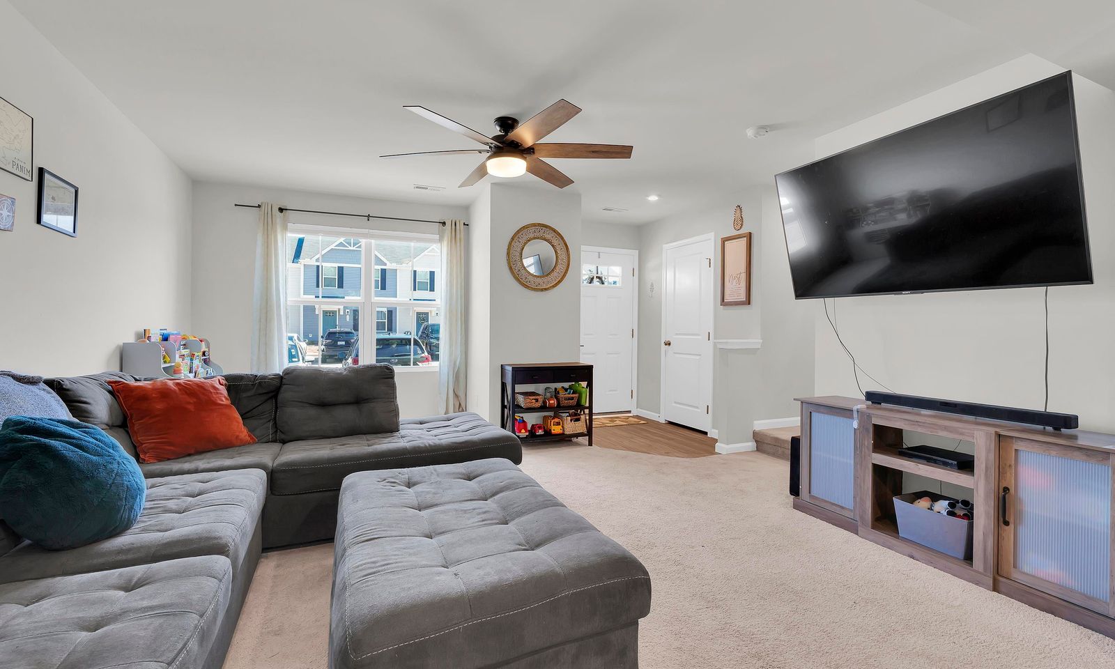 Property image 3 at 507 Hampton Townes Drive, Greenville, SC 29617
