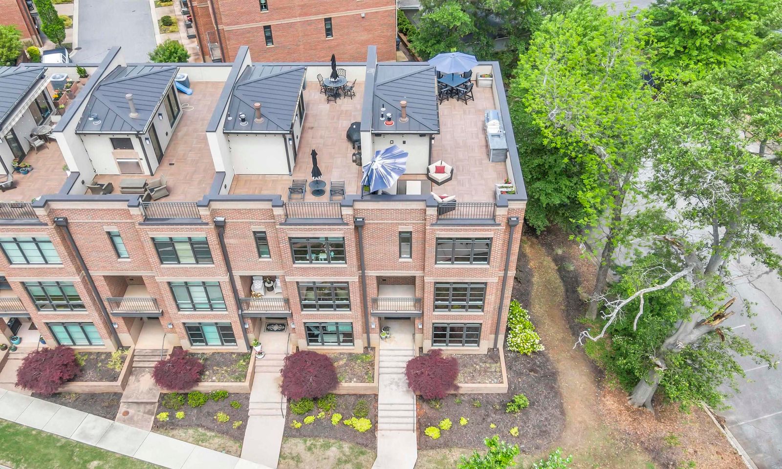 Property image 3 at 1027 S Main Street, Greenville, SC 29601
