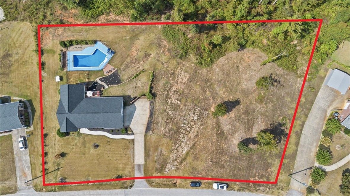 Property image 2 at 613 W Quincy Road, Seneca, SC 29678