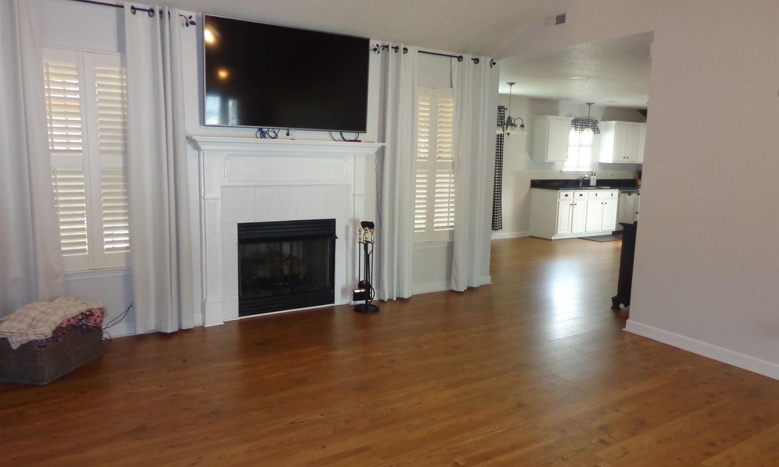 Property image 3 at 22 Cole Creek Court, Greer, SC 29651-5070