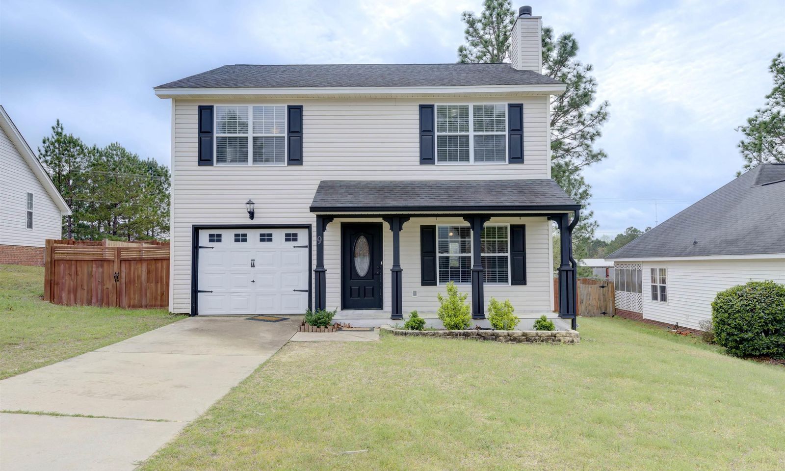 Main image of property at 9 Burberry Lane, Columbia, SC 29229