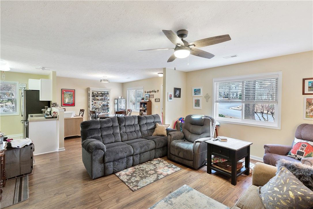 Property image 5 at 117 Perkins Place, Seneca, SC 29678