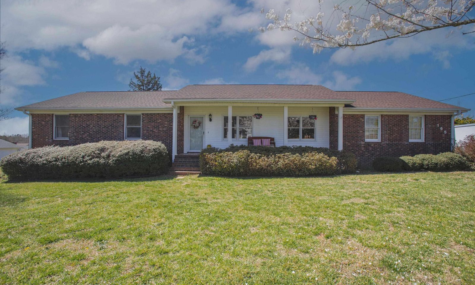 Main image of property at 165 Beverly Circle, Liberty, SC 29657