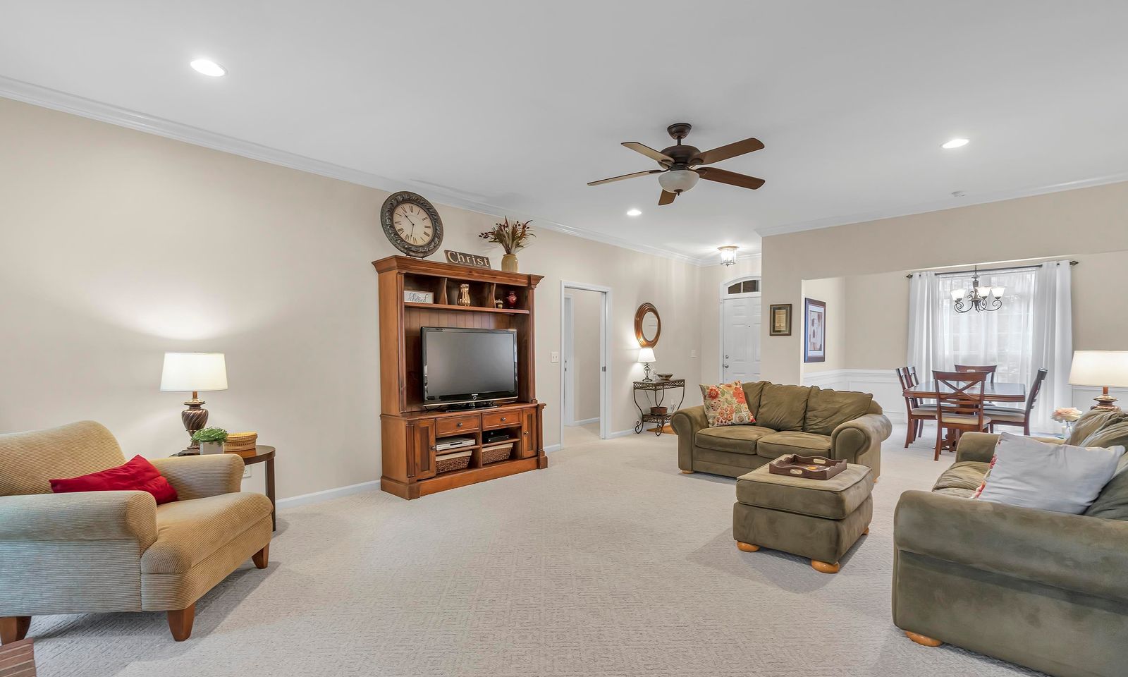 Property image 4 at 121 Plum Creek Lane, Greenville, SC 29607