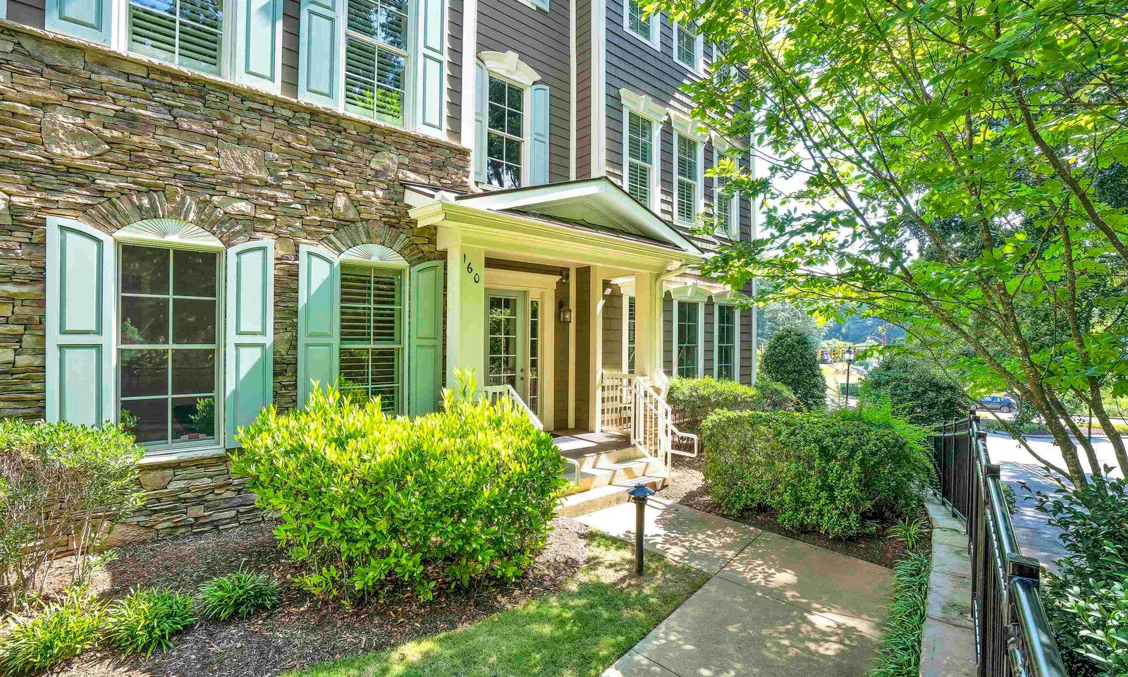 Property image 2 at 160 Ridgeland Drive, Greenville, SC 29601