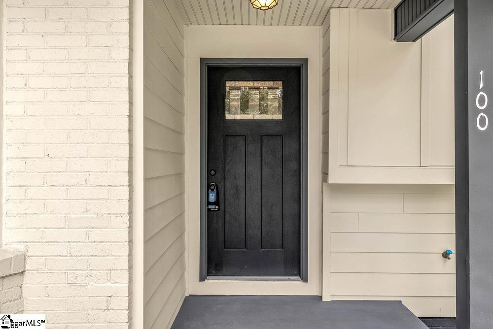 Property image 3 at 100 Robin Hood Road, Greenville, SC 29607