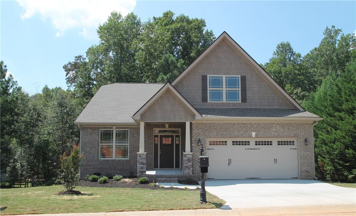 Property image 3 at 61 Angus Run, Seneca, SC 29672