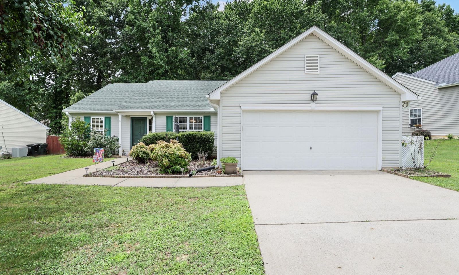Property image 2 at 2 Brookhaven Way, Simpsonville, SC 29681