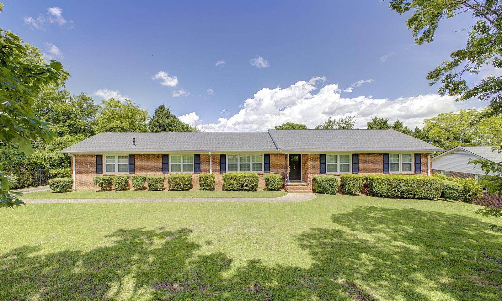 Property image 1 at 305 Mimosa Drive, Greenville, SC 29615