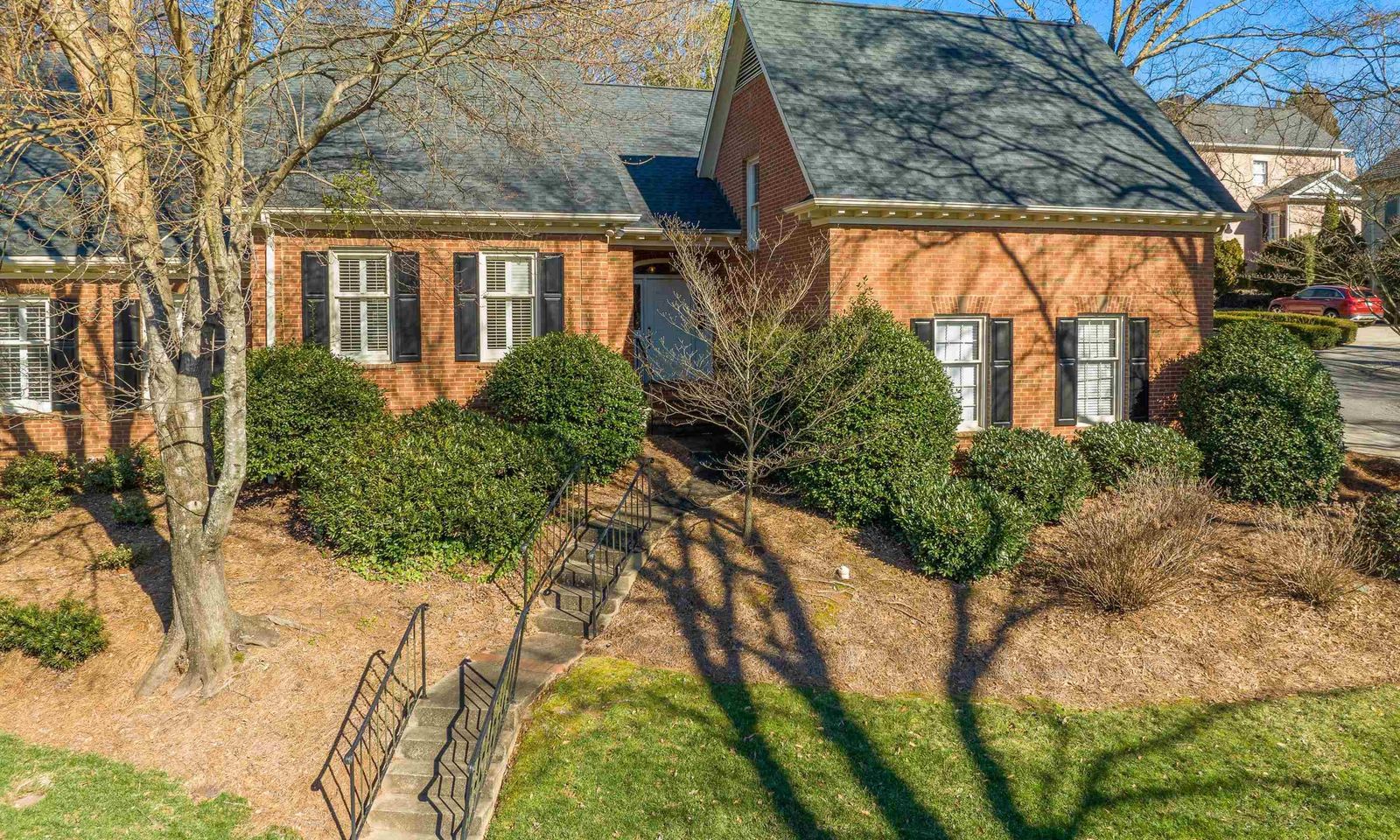 Property image 1 at 10 Landsdown Avenue, Greenville, SC 29601