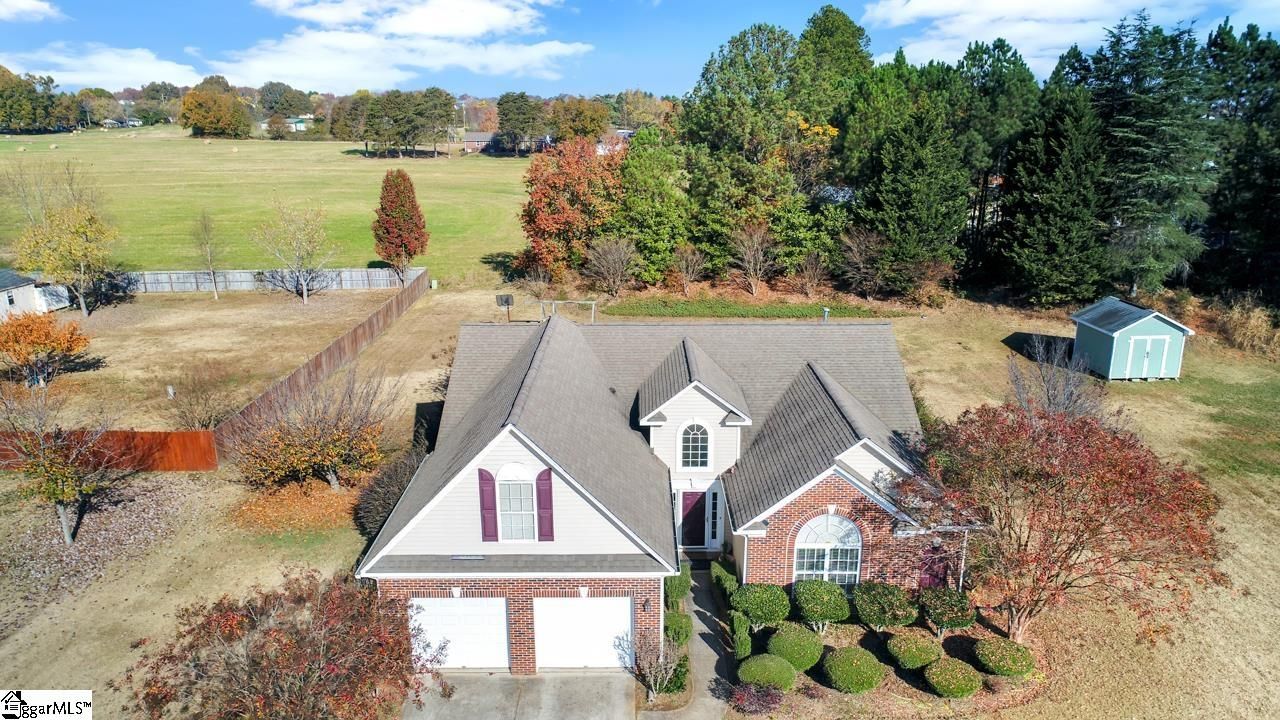 Property image 2 at 712 Golden Tanager Court, Greer, SC 29651