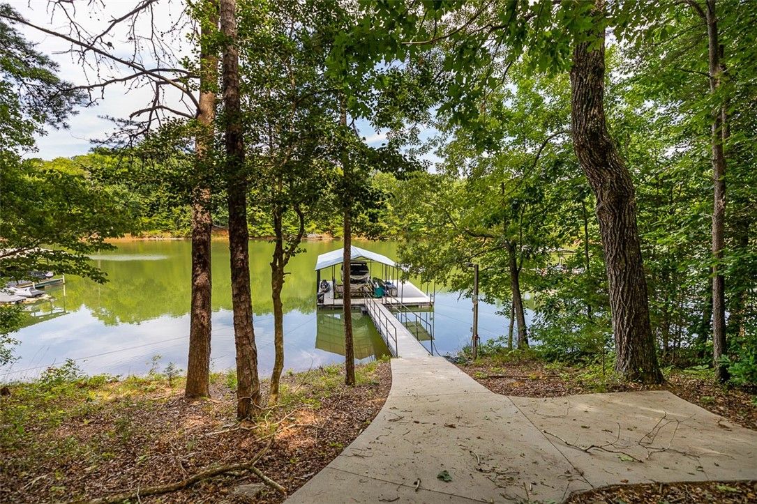Property image 2 at 211 Dogwood Road, Townville, SC 29689