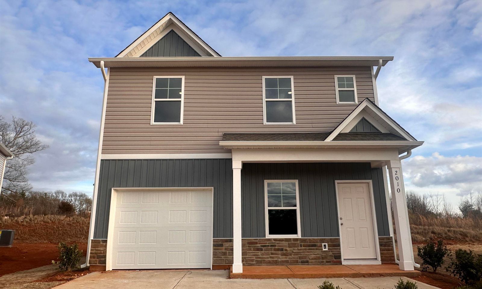 Main image of property at 2010 Silverwalk Court, Duncan, SC 29334