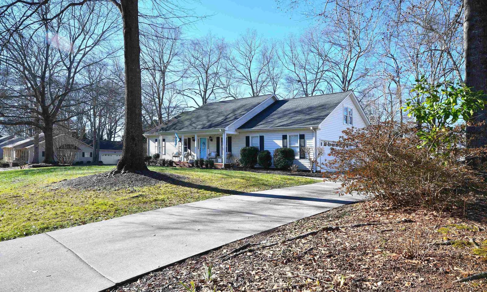 Property image 2 at 201 Wagoncreek Drive, Simpsonville, SC 29681