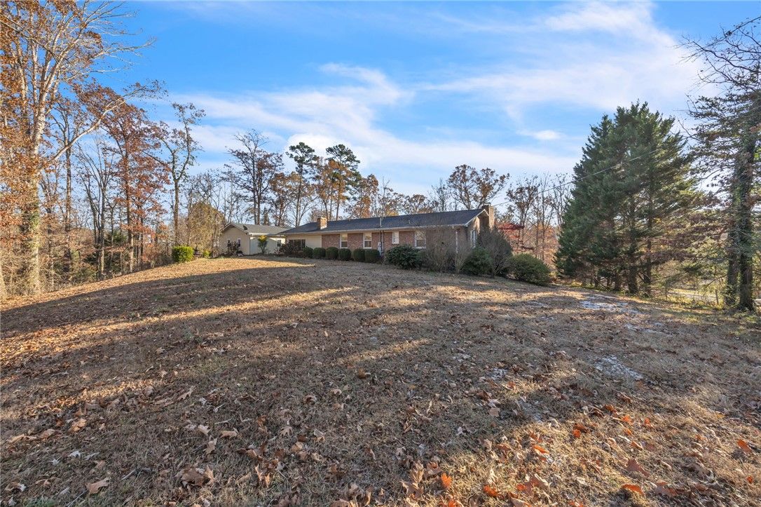 Property image 4 at 5012 Forest Drive, Seneca, SC 29672