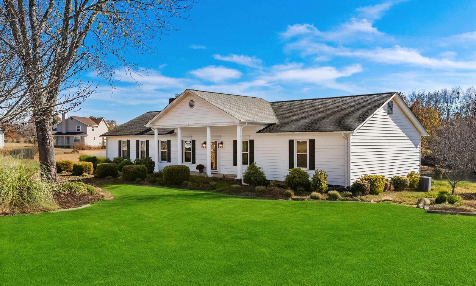 Property image 2 at 107 Mountain Crest Drive, Taylors, SC 29687