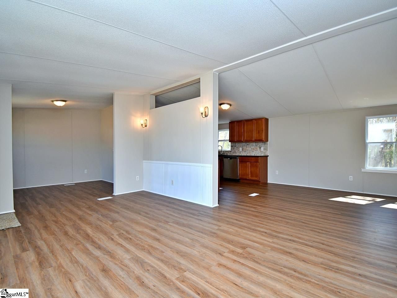 Property image 3 at 7 Barnhart Lane, Fountain Inn, SC 29644