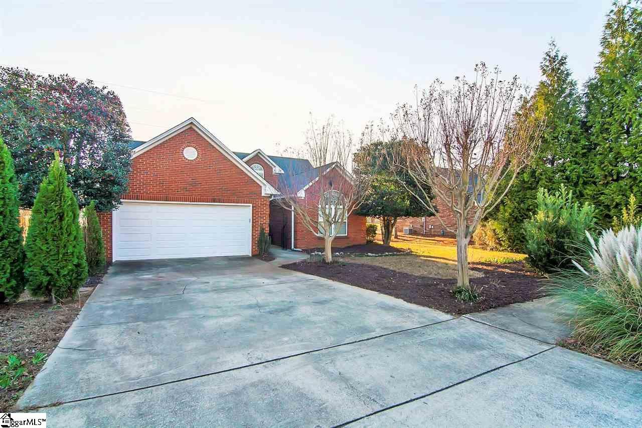 Property image 3 at 311 Glen Crest Drive, Moore, SC 29369