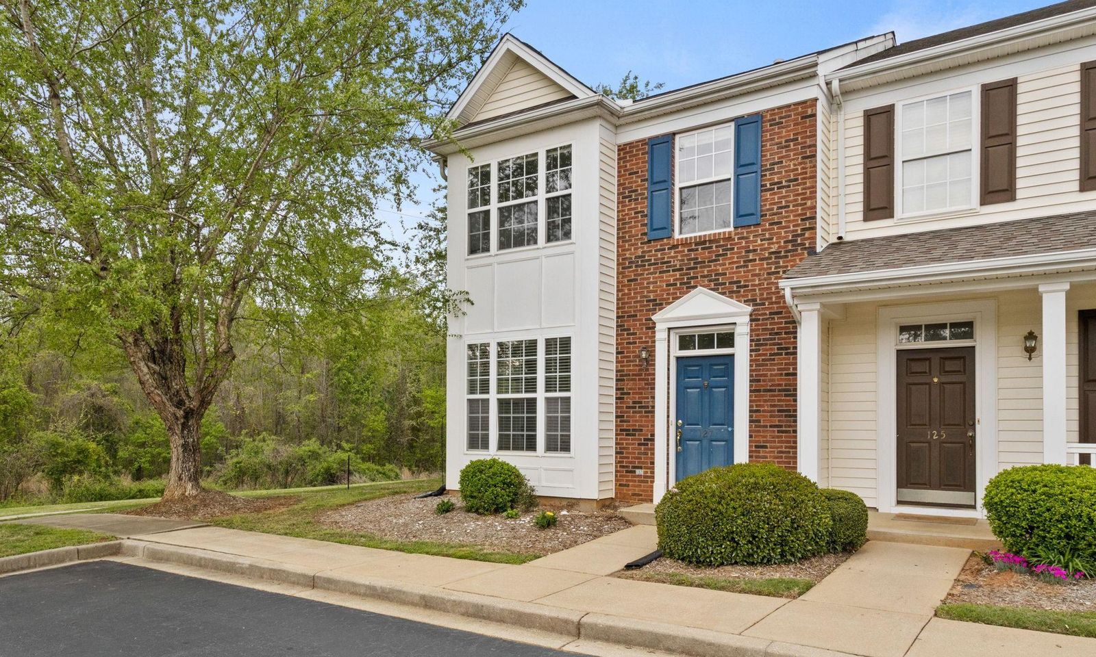 Property image 2 at 127 Cirrus Court, Greer, SC 29650